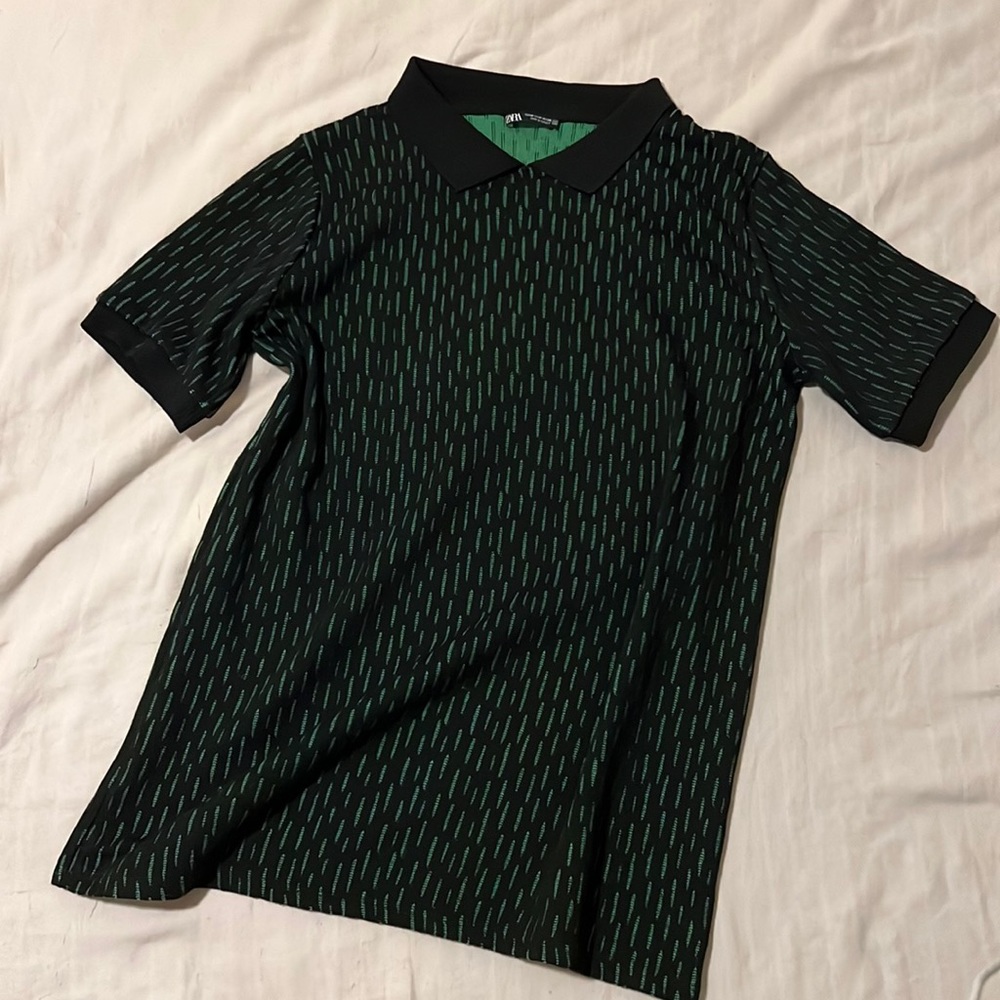 Zara knit dress or oversized top, size M,  black w/green knit pattern